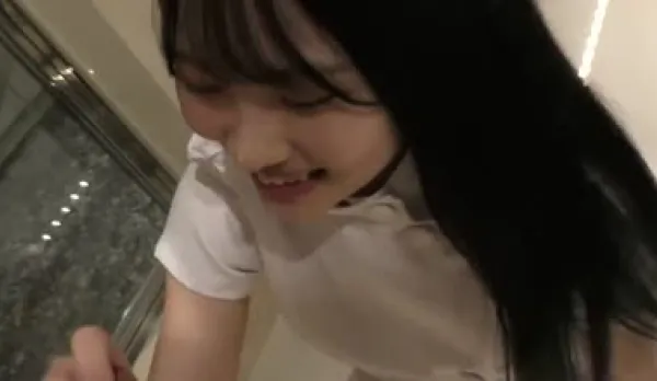 FC2PPV-3132778 Innocent Beauty Model