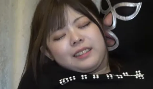 FC2PPV-4761204 Debt-Ridden Housewife's First Shoot