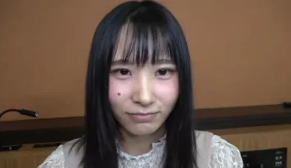 FC2PPV-3094833 Innocent Idol-Faced Girl with Pale Slim Body