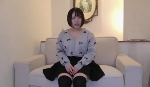 FC2PPV-4582401 Though Only 145cm Tall, She's Petite and Cute