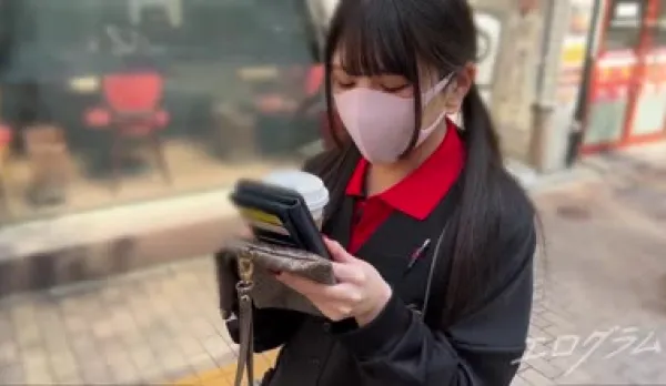 FC2PPV-2934595 Idol-Faced College Girl Working at Tokyo Game Center