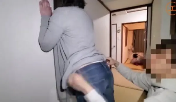 FC2PPV-2866025 Big Ass Babe Dodges Debt Gets Home-Pounded by Massive Cock