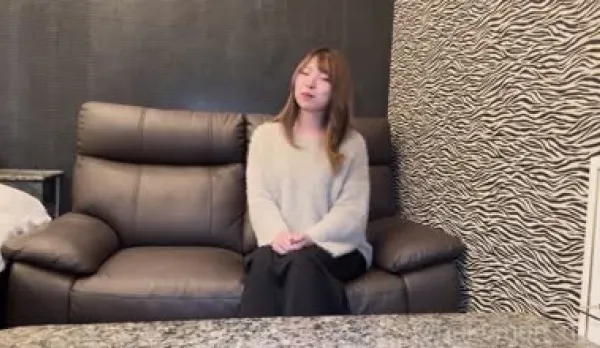 FC2PPV-4588771 Kansai Beauty Wife Angelic Voice Heals Kansai Secretly Bareback Creampie