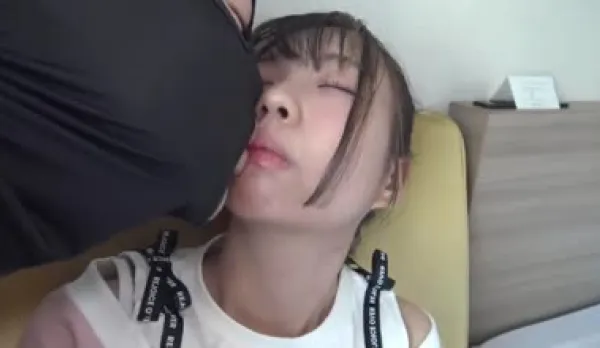 FC2PPV-1917609 Innocent Girl's Super Perverted Side