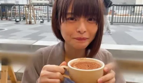 FC2PPV-1847794 Short-Haired Black-Haired Beauty Working at Famous Tokyo Bookstore