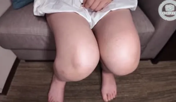 FC2PPV-4574310 Ultra-Mini Skirt Seduction