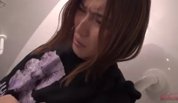 FC2PPV-1693381 Shopping with Husband, Called Away, Dragged to Multi-Purpose Toilet, Creampied, Sent Back Dripping Cum to Hubby