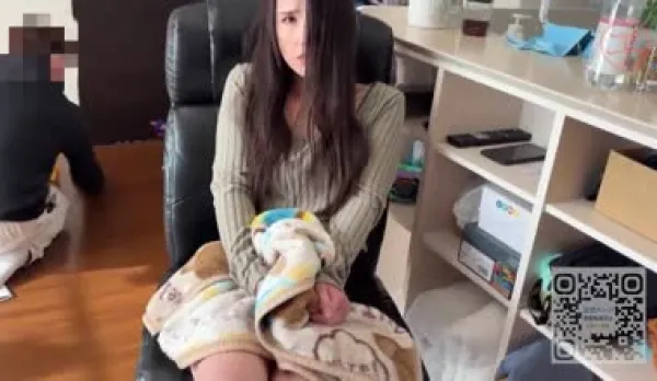 FC2PPV-4821198 Influencer's Wife Takes Advantage When Husband's Away