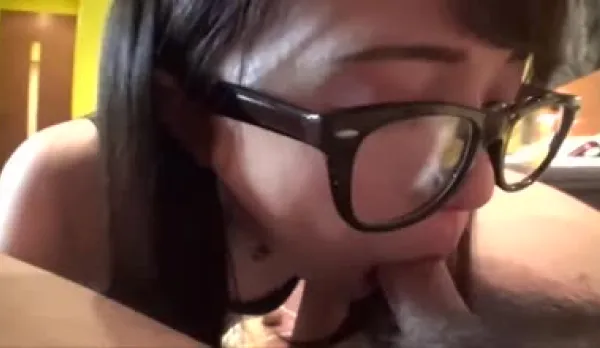 FC2PPV-1416143 College Student Maid Masseuse