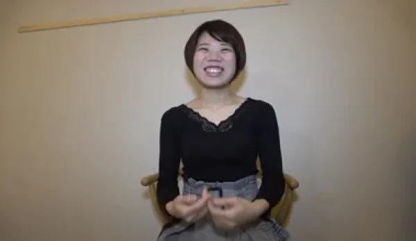 FC2PPV-1330165 Super Short-Haired Pharmacy Girl at the Drugstore