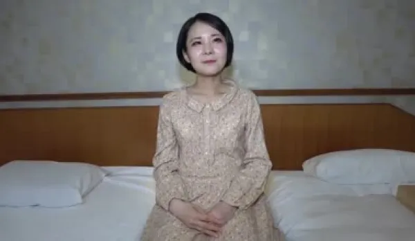FC2PPV-1322352 Short-Haired Travel Agency Girl Employee