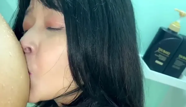 FC2PPV-4852739 51yo Milf Ex-Idol Looks Super Young, First NTR Full of Passionate Moans and Endless Orgasms, Wife Warehouse Bonus Comments